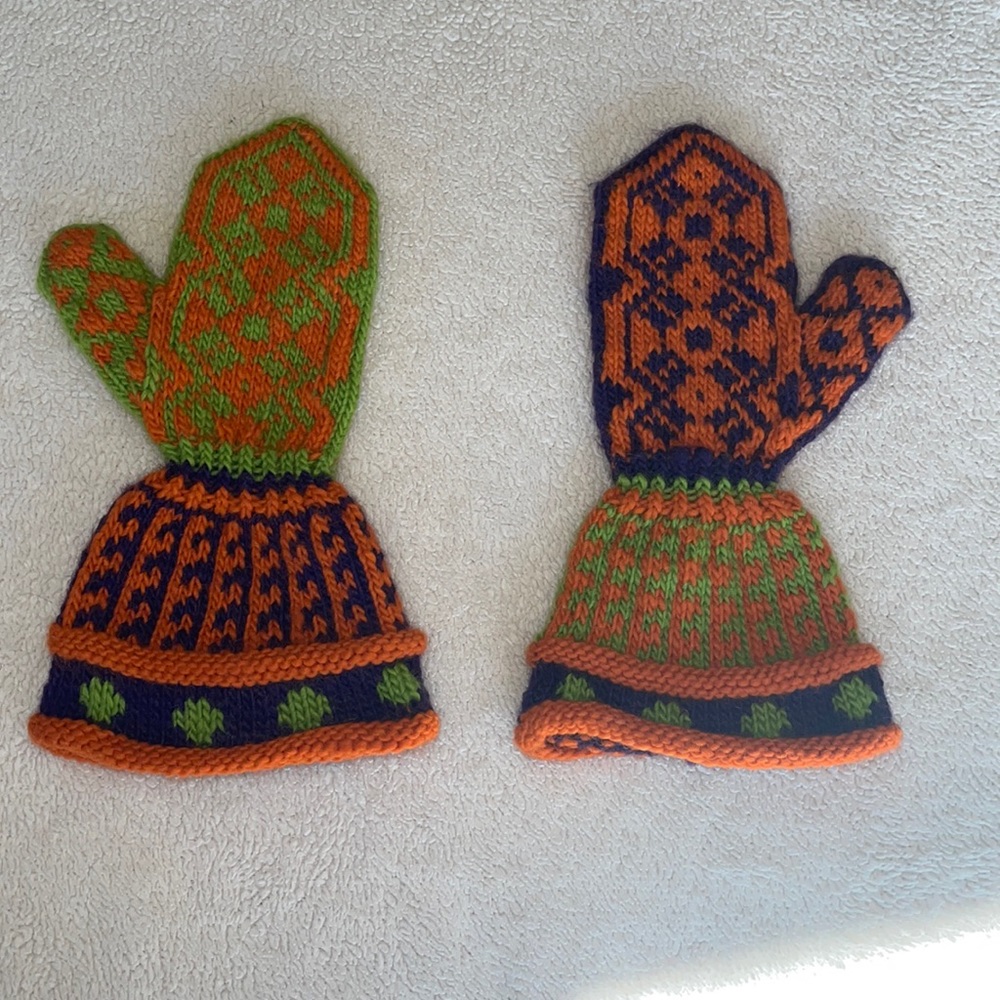 Handcrafted Thick Knit Mittens Kid Size